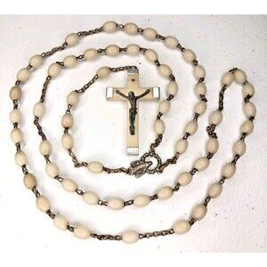 Vintage Luminous Beads Glow In The Dark Off White Rosary Marked Italy 21” Length